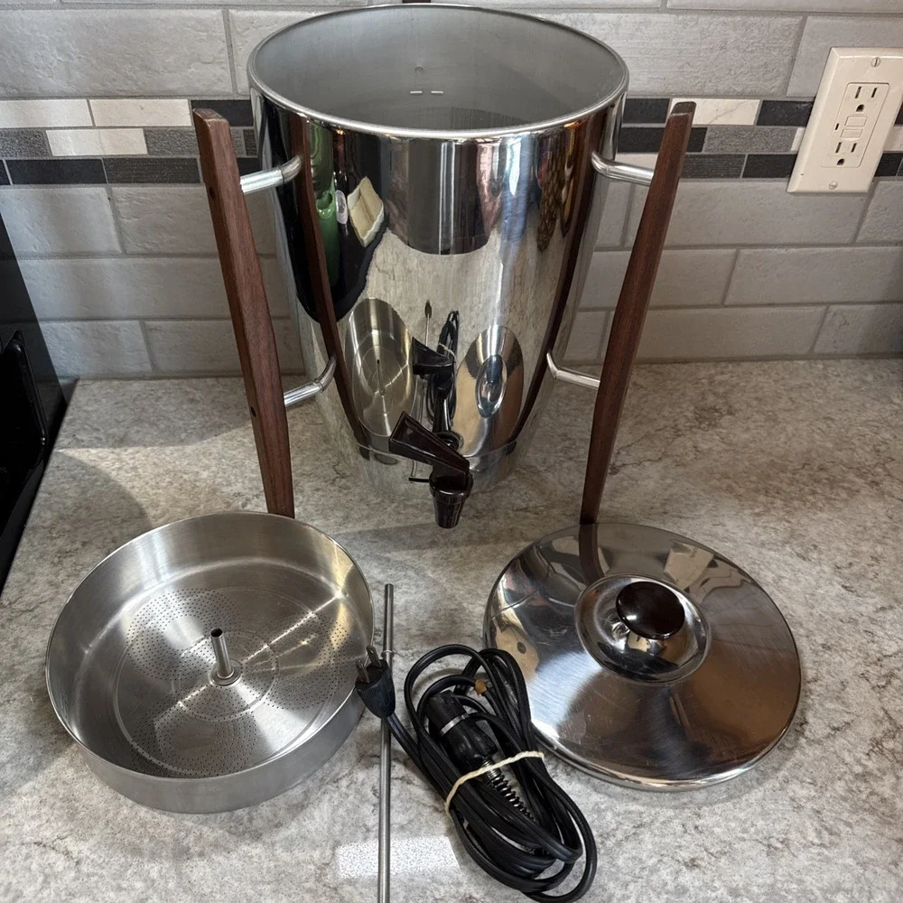 Vintage Regal Ware 1330 Atomic Rocket Coffee Percolator Teak Legs 10-30 Cup MCM